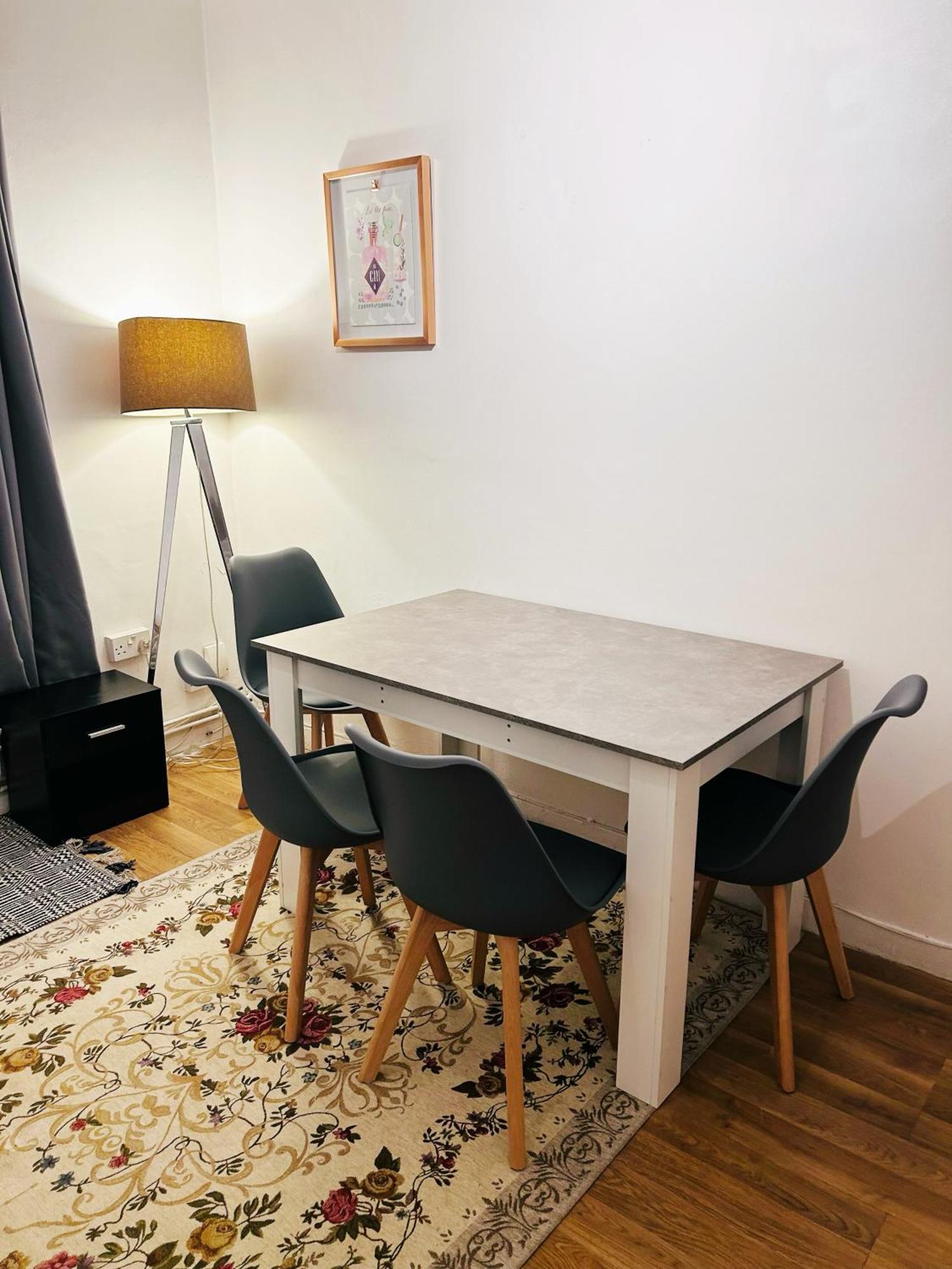 Spacious Flat With 2 To 3 Bedrooms In Central 伦敦 外观 照片